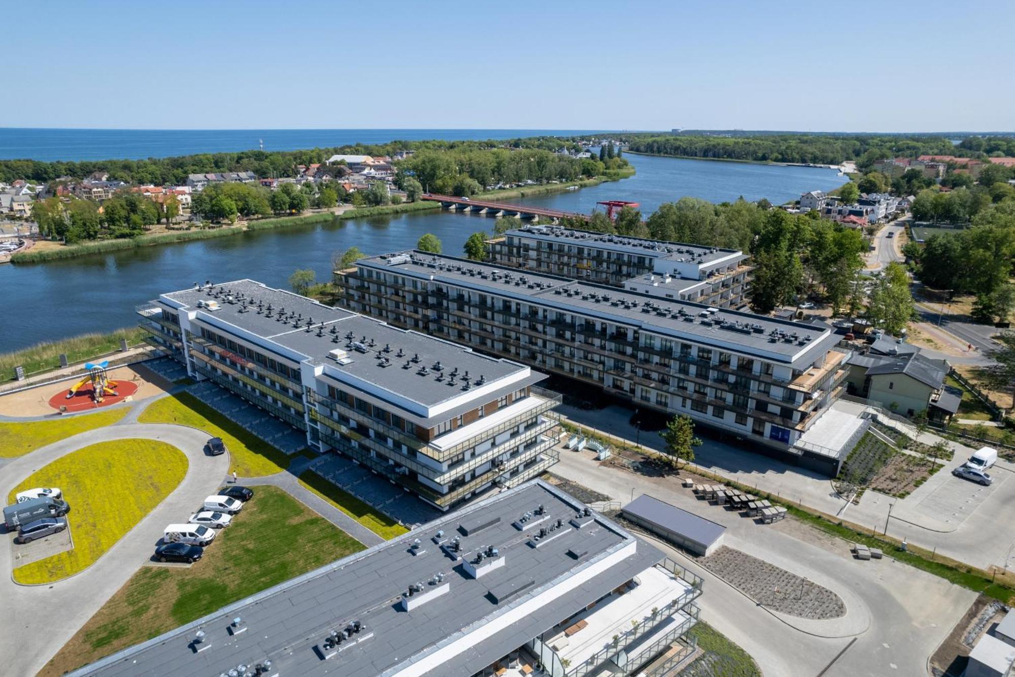 Stela Water Side Apartment - Swimming Pool & Sauna By Renters Prestige Дзівнув Екстер'єр фото
